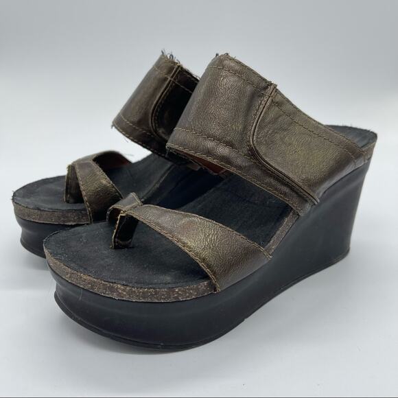 Ruff Hewn Wedge Sandals. Size 7m. In good used condition! - Picture 1 of 8